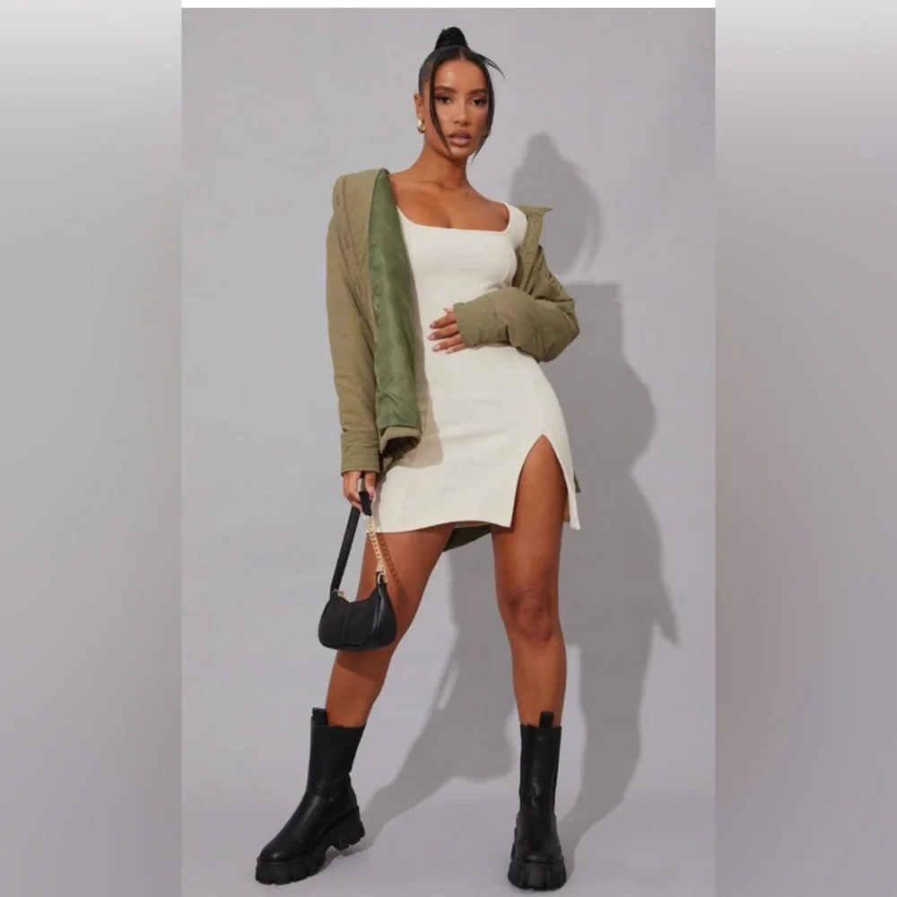 Prettylittlething - Cream Rib Split Hem Square Neck Dress - Picture 5 of 5